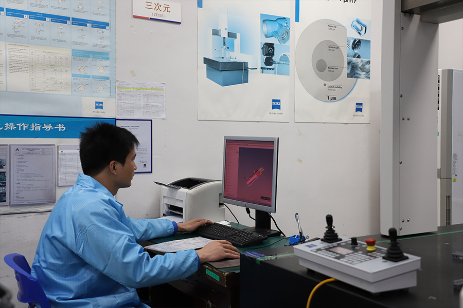 精密制造加工編程：簡潔性與功能性該如何平衡？