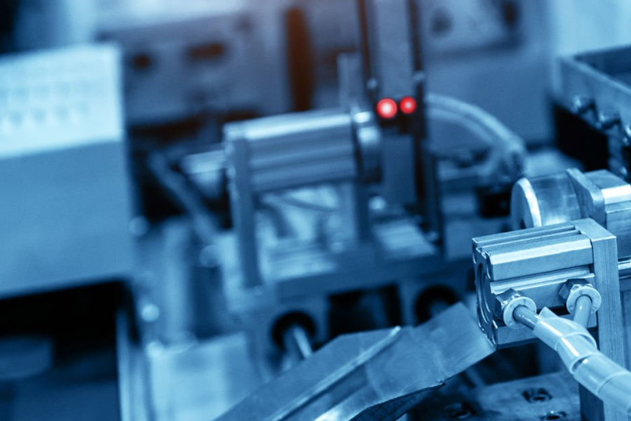 電火花加工：精密加工領(lǐng)域的電火藝術(shù)家