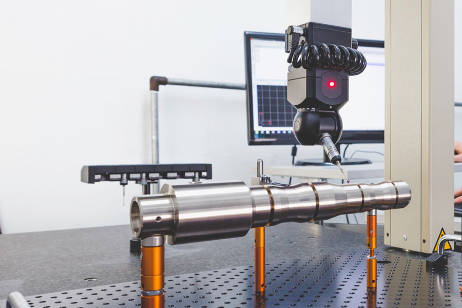 3軸與5軸智能加工全面對比：如何根據(jù)加工需求做出最佳選擇